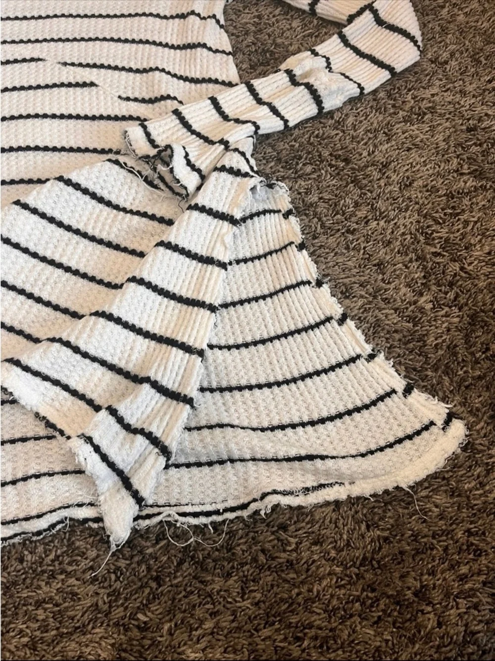 Free People Sunset Park Thermal Top Striped V-Neck Oversized Tunic White Black M